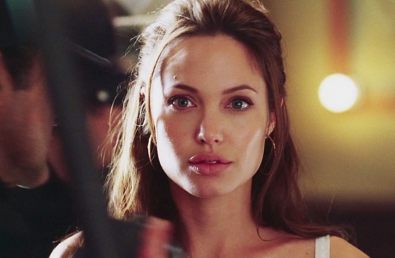 Анджелина Джоли